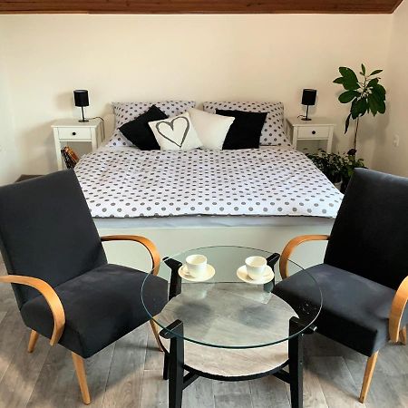 Apartman V Podkrovi Hostinne  Luaran gambar