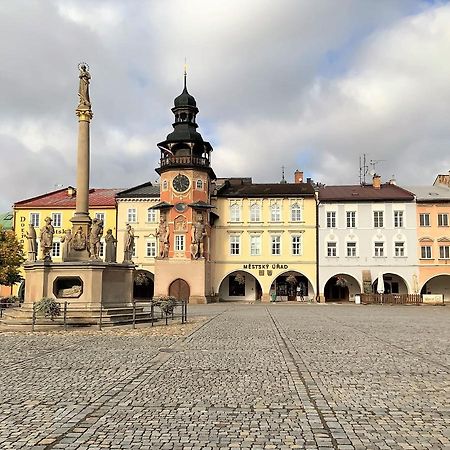 Apartman V Podkrovi Hostinne  Luaran gambar